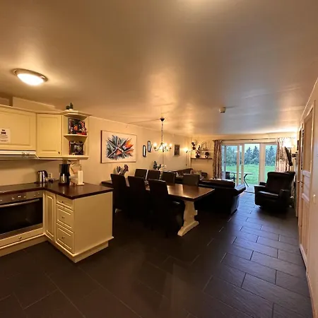 Perfect For Families In Location Lejlighed *